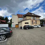 Einzelzimmer-bad, Kuehlschrank-tv-15 3*