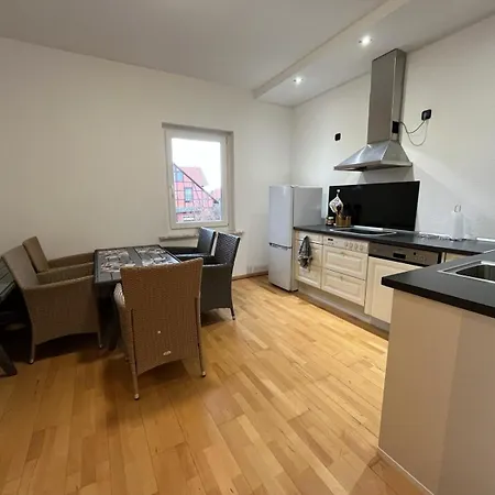 Vendégház Einzelzimmer-bad, Kuehlschrank-tv-15 Meine